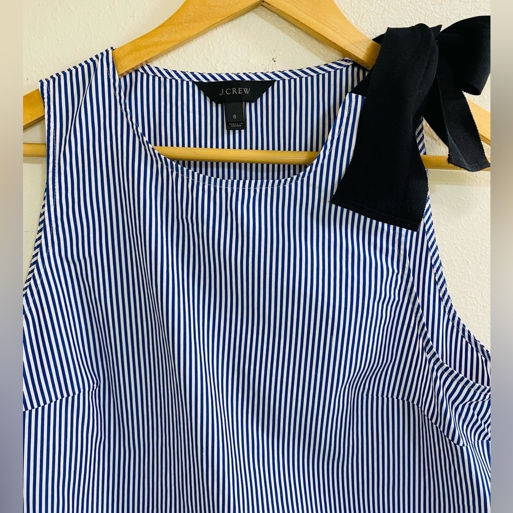 J. Crew Striped Sleeveless Top with Shoulder Bow - Blue & Black size 6 - Picture 4 of 8
